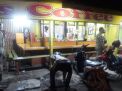 Polsek Semampir Bersama Satpol PP & TNI Lakukan Operasi Yustisi PPKM di Warung-Warung