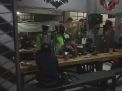 Polsek Asemrowo Gelar Operasi Pemberlakuan Jam Malam di Warkop & Cafe Bersama Satpol PP