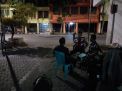 Cegah Kriminalitas, Babinkamtibmas Bongkaran Patroli Malam Pertokoan