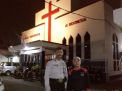 Babinkamtibmas Perak Timur Gelar Patroli Malam & Pengamanan Gereja
