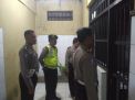 Polsek Kenjeran Lakukan Pengecekan Rutin Ruang Tahanan Usai Apel Malam