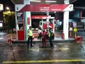 Pantau Keamanan SPBU, Polsek Pabean Cantikan Laksanakan Patroli Malam