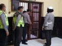 Cegah Tahanan Melarikan Diri, Polsek Pabean Cantikan Lakukan Pengecekan Rutin