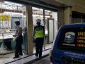Personil Polsek Pabean Cantikan Gelar Patroli Malam di Toko Emas, Sampaikan Pesan Waspada Orang Tak Dikenal