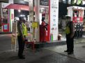Polsek Pabean Cantikan Gelar Patroli Malam di SPBU Sampaikan Himbauan Waspada 3C