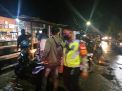 Polsek Semampir Gelar Operasi Pemberlakuan Jam Malam & Penertiban Masker