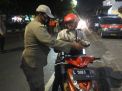 Polsek Semampir Lakukan Operasi Penertiban Masker Bareng Satpol PP di Jalan Sultan Iskandar Muda, Amankan 6 Pengguna Jalan