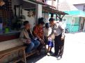 Babinkamtibmas Ampel Sambang Warga Petukangan, Titip Pesan Jaga Kerukunan