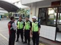 Babinkamtibmas Tambak Sarioso Sampaikan Himbauan  Keamanan ke Petugas Sekuriti