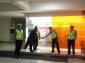 Jaga Keamanan Kantor Bank, Polsek Pabean Cantikan Rutin Patroli Malam