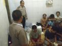 Antisipasi Tahanan Sakit, Polsek Asemrowo Cek Rutin Setiap Pagi & Malam