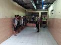 Polsek Krembangan Cegah Penyelundupan Narkoba Melalui Pengecekan Tahanan