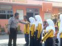 Gelar Rabu Narsis, Babinkamtibmas Morokrembangan Ajarkan Latihan Baris Berbaris