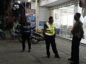 Polsek Kenjeran Lakukan Patroli Malam, Antisipasi Kriminalitas di Mini Market