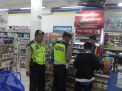 Patroli Malam di Mini Market, Polsek Pabean Cantikan Sampaikan Pesan Waspada 3C