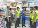 Polsek Asemrowo Gelar Patroli Malam di Mini Market, Antisipasi 3C