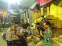 Babinkamtibmas Sidotopo Sambang Warga, Titip Pesan Waspada Orang Tak Dikenal