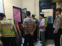 Pantau Kesehatan Para Tahanan, Polsek Semampir Lakukan Pengecekan Pagi