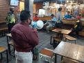 Polsek Asemrowo Lakukan Pembubaran Keramaian, Cegah Penyebaran Virus Corona