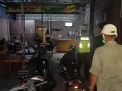 Polsek Asemrowo Patroli Malam di Warkop, Bubarkan Kerumunan