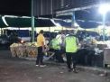 Polsek Asemrowo Gelar Patroli Malam di Pasar Buah Jalan Tanjungsari, Waspada Aksi 3C