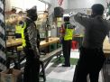 Polsek Asemrowo Lakukan Operasi PPKM Berbasis Mikro Dengan Sasaran Warkop