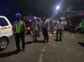 Sasar Warung & PKL, Polsek Semampir Bareng Personil Satpol PP Gelar Operasi Jam Malam