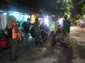 Polsek Pabean Cantikan Gelar Operasi Penertiban Masker di Jalan KH Mas Masnyur, Amankan 6 Pelanggar