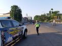 Satlantas Polres Tanjung Perak Atur Lalu Lintas Pagi Cegah Kemacetan