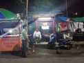 Polsek Asemrowo Patroli Malam Sambil Titip Pesan Kamtibmas ke PKL