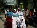 Babinkamtibmas Polsek Kenjeran Sampaikan Pesan Rajin Belajar Dalam Rabu Narsis