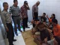 Antisipasi Tahanan Sakit, Polsek Asemrowo Gelar Pengecekan Rutin Setiap Hari