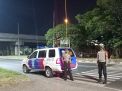 Jaga Keamanan Wilayah, Polsek Asemrowo Lakukan Patroli Mobile di Malam Hari