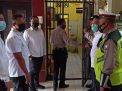 Polsek Asemrowo Pantau Kesehatan Tahanan, Lakukan Pengecekan Setiap Pagi & Malam Hari