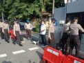 Urkes Bag Sumda Polres Tanjung Perak Lakukan Pengecekan Suhu Badan, Cegah Masuknya Orang Dengan Gejala Covid-19