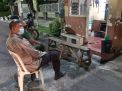 Babinkamtibmas Perak Timur, Sampaikan Pesan Kamtibmas Kepada Petugas Keamanan Pemukiman