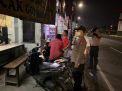 Polsek Krembangan Gencar Operasi Pemberlakuan Jam Malam & Penertiban Masker, Sasar Warkop-Warkop