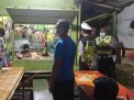 Sasar Warung & Para PKL, Polsek Krembangan Gelar Operasi Jam Malam