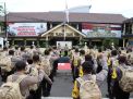 Kapolres Tanjung Perak Pimpin Apel Pergeseran Pasukan Untuk Pengamanan TPS