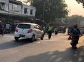 Cegah Kemacetan, Polsek Asemrowo Rutin Laksanakan Pengaturan Pagi