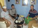 Babinkamtibmas Takal Kedinding Gelorakan Siskamling ke Kampung-kampung