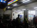 Patroli Malam di Mini Market, Polsek Pabean Cantikan Sampaikan Pesan Waspada Pencurian