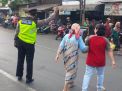 Polsek Krembangan Berikan Pelayanan Lewat Pengaturan Lalu Lintas Pagi