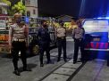 Polsek Asemrowo Gelar Patroli Malam di SPBU, Titip Pesan Waspada Uang Palsu