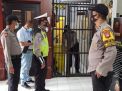 Polsek Asemrowo Pantau Kesehatan Tahanan Lewat Pengecekan Pagi & Malam