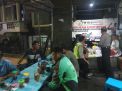 Gelar Cangkrukan, Polsek Semampir Sosialisasikan SPKT Door To Door