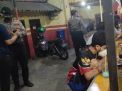 Cegah Kerumunan, Polsek Krembangan Gelar Operasi Pemberlakuan Jam Malam di Warkop