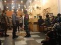 Polsek Semampir Gelar Operasi Pemberlakuan Jam Malam di Warung-Warung