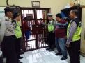 Polsek Pabean Cantikan Cek Tahanan Rutin Malam Hari