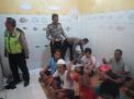 Cegah Tahanan Kabur, Polsek Asemrowo Lakukan Pengecekan